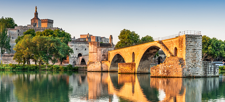 Avignon - Vaucluse (84)