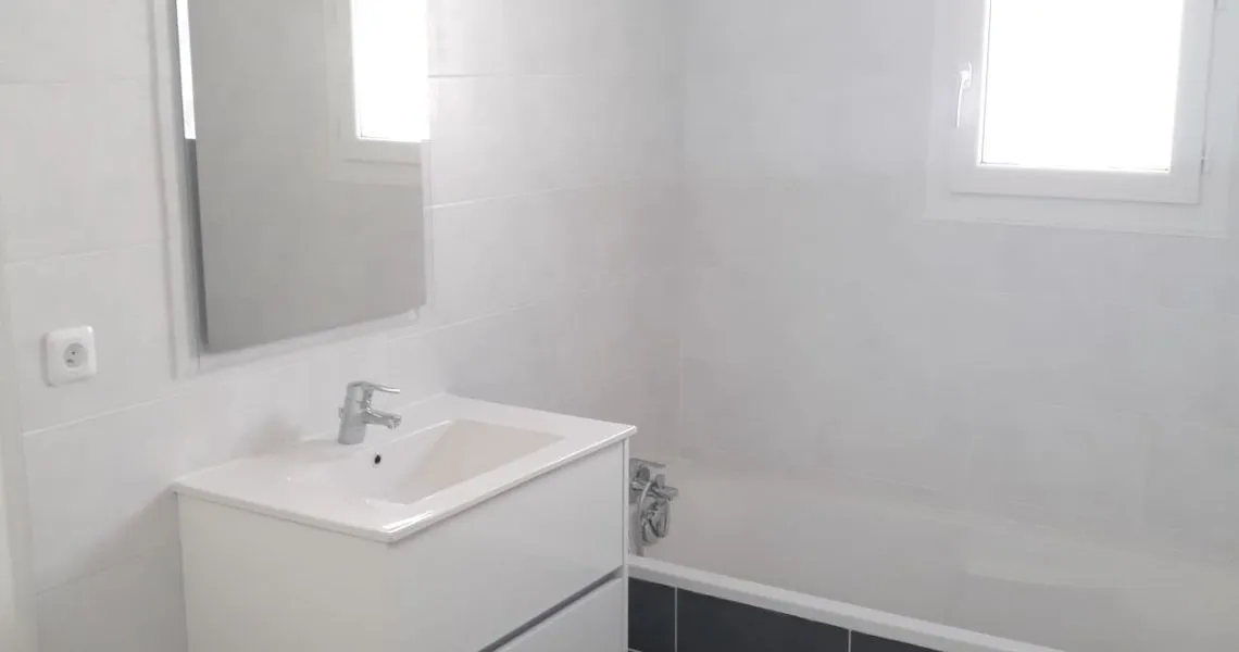 image Projet de construction d'une maison 75 m² avec terrain à TARASCON (13)