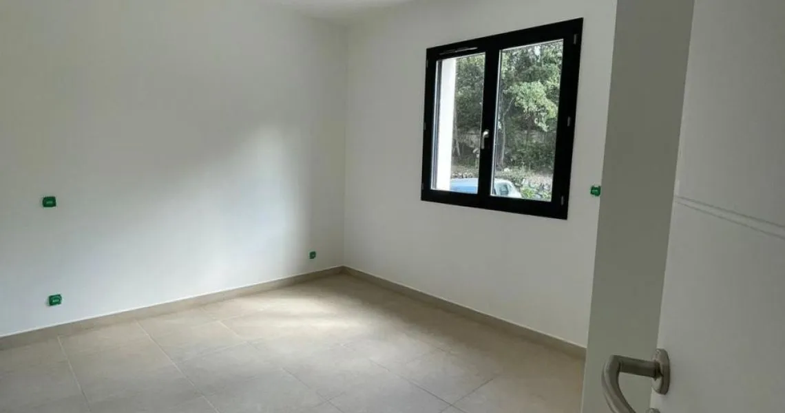 image Projet de construction d'une maison 91 m² avec terrain à ALES (30)