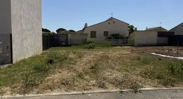 Terrain à bâtir de 215 m² à MANDUEL (30)