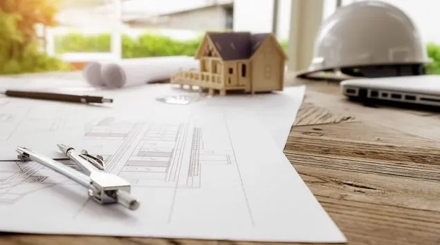 Comment construire sur un terrain en pente ?